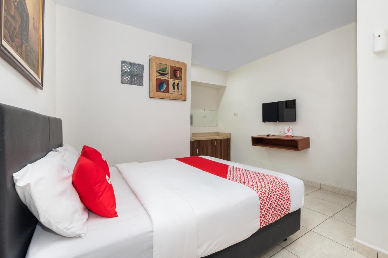 Oyo 3775 Ketut Inn Pesanggaran Екстериор снимка